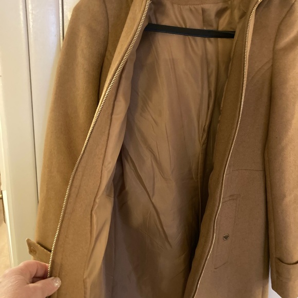 EUC Michael Kors Wool blend coat. Camel color XS. - Picture 6 of 10